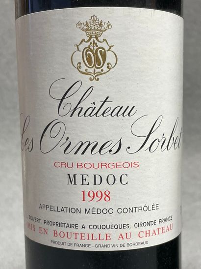 4 bouteilles:
-Chateau les ormes sorbet,...