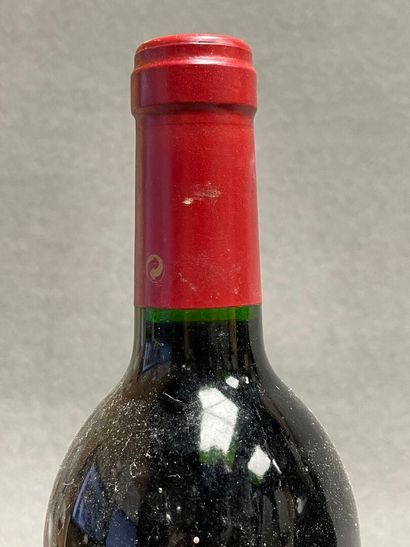 BORDEAUX 3 bouteilles
-Chateau Grand Puy...
