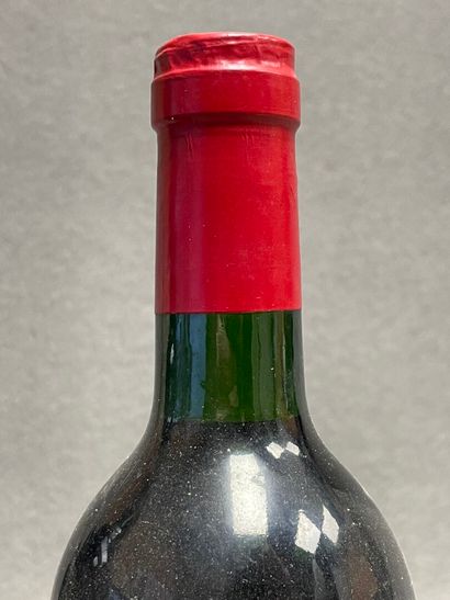 4 bouteilles:
-Chateau les ormes sorbet,...
