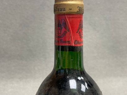 BORDEAUX:
Ensemble de six bouteilles.