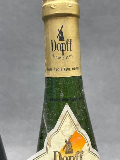 10 bouteilles : 
-Muscat, Vin d'Alsace, 1998....