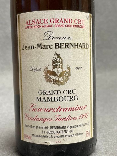 GEWURZTRAMINER, 2 bouteilles: 
-Domaine Rieflé,...