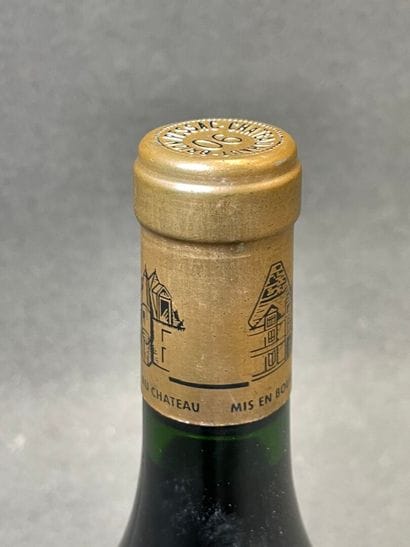 CHATEAU HAUT-BRION. 1er Grand Cru Classé...
