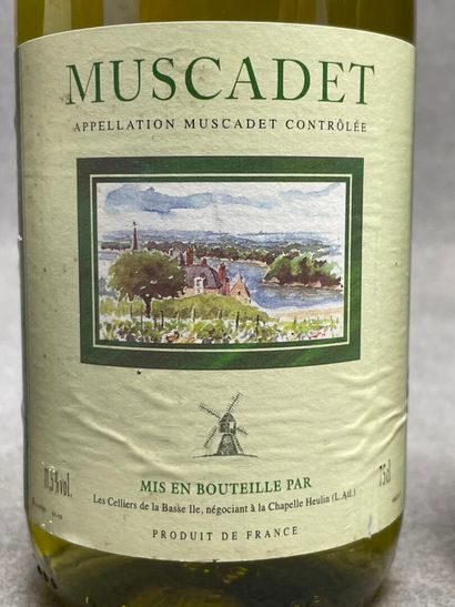 6 bouteilles: 
-Cuvée spéciale de Durban,...