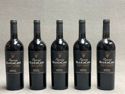 RESERVE MOUTON CADET 2013. 5 bouteilles.