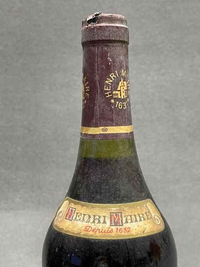 4 bouteilles:
-Arbois, Cuvée de la libération,...