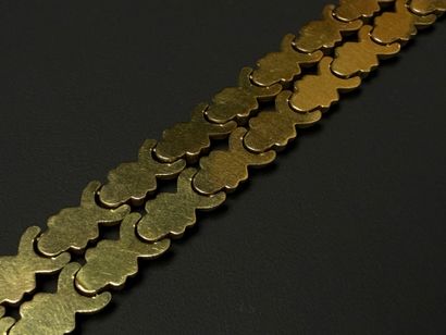 Bracelet articulé, mailles feuillagées sur...