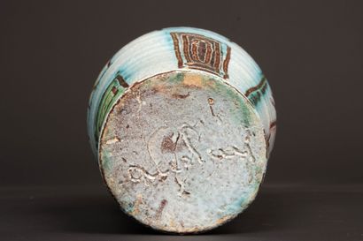 ACCOLAY. 
Vase en céramique émaillée à décor...