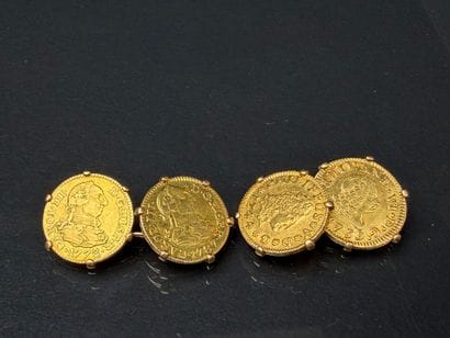 Paire de boutons de manchette composés de...