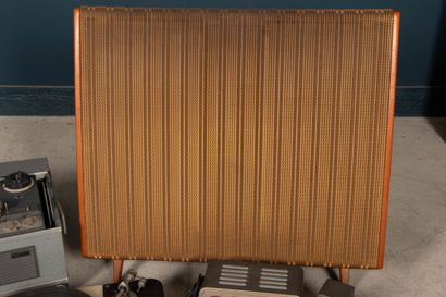 QUAD Chaine hifi des années 1960 comprenant
-...