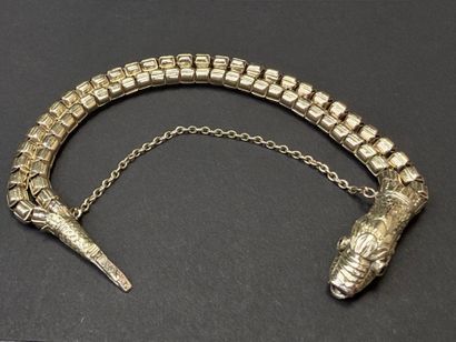 Bracelet serpent en or , deux rangs de chaine...