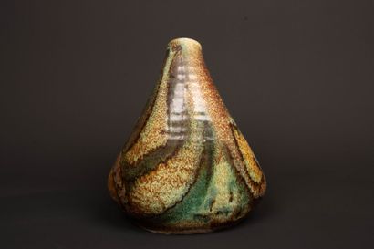 ACCOLAY. 
Vase à double col en céramique...