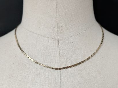 Chaine en or, maille articulée plate.
Or...