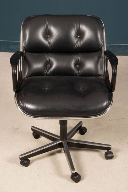 Charles POLLOCK (1930-2013) designer,
Fauteuil...