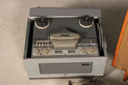 QUAD Chaine hifi des années 1960 comprenant
-...