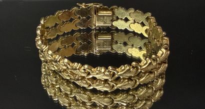 Bracelet articulé, mailles feuillagées sur...