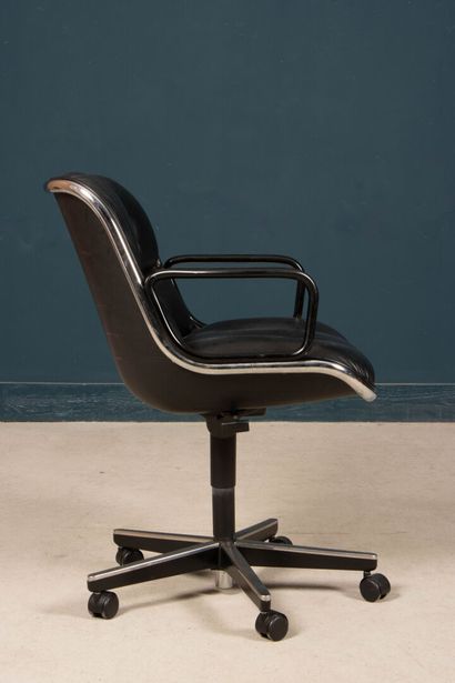 Charles POLLOCK (1930-2013) designer,
Fauteuil...