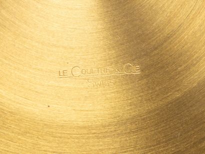 JAEGER LECOULTRE
ATMOS model. 
Gilded brass...