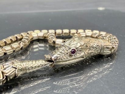 Bracelet serpent en or , deux rangs de chaine...