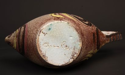 ACCOLAY. 
Pichet en céramique émaillée à...