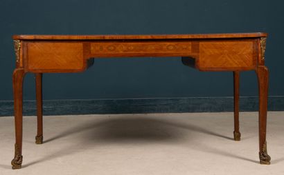 Inlaid flat desk opening to three drawers.
Transitional...