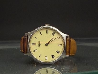 LONGINES Montre d'homme en acier, bracelet...