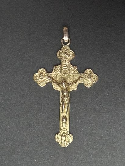 Croix en or.
Or 750°/00.
H: 6 cm
Poids 11.74...