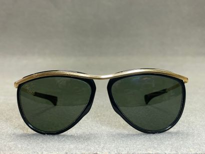 RAY BAN.
Lunette de soleil jeux olympiqu...