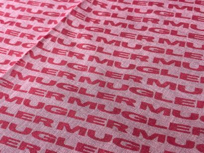 Ensemble de 5 foulards en soie: Ines de la...