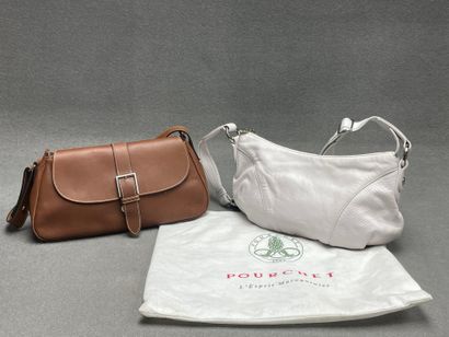 Deux sacs à main en cuir . 
Pourchet, 20...
