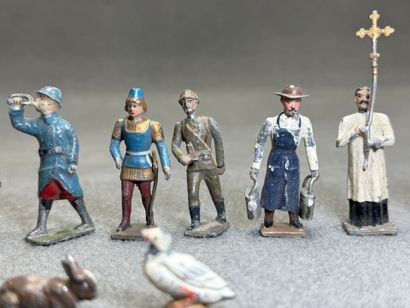Lot de soldats figurines religieux de pl...