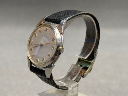 Zénith; 
Montre acier cadran rond bracelet...