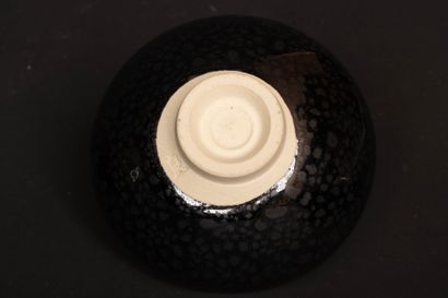 Vase et deux coupes en grès de Puisaye modernes....
