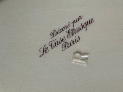 BOCH La Louvière. 
Partie de service de table...