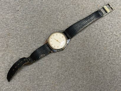 Zénith; 
Montre acier cadran rond bracelet...