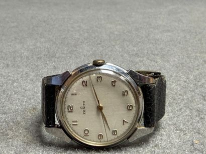 Zénith; 
Montre acier cadran rond bracelet...