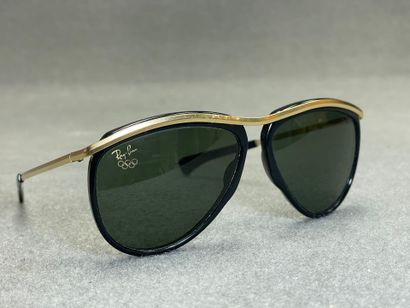 RAY BAN.
Lunette de soleil jeux olympiqu...