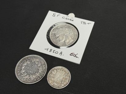 Lot de 22 pièces en argent France XIX°
Environ...