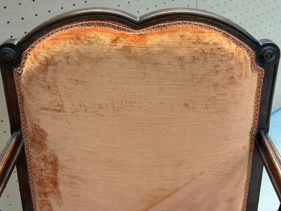 Paire de fauteuils rustiques en chêne garnis...