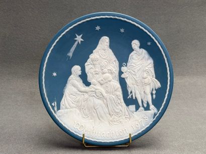 VILLEROY & BOCH: Assiette en biscuit blanc...