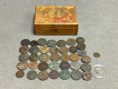 Lot de monnaies en bronze usées: Médaille...