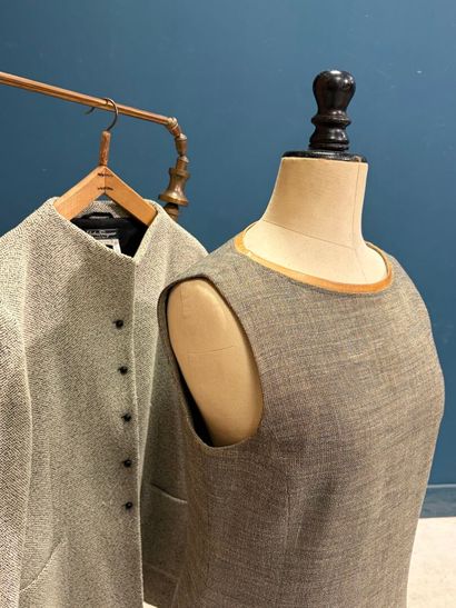 Salvatore FERRAGAMO
- Robe manche courte...