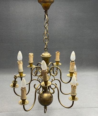 Lustre en laiton de style hollandais à dix...
