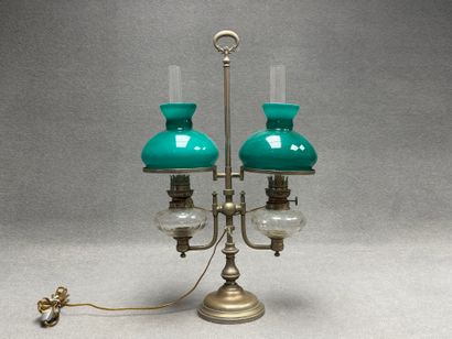 Lampe à Quinquet double montée à l'electricité....