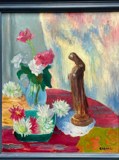QUENEE ( XX°)
Nature morte au bouquet et...