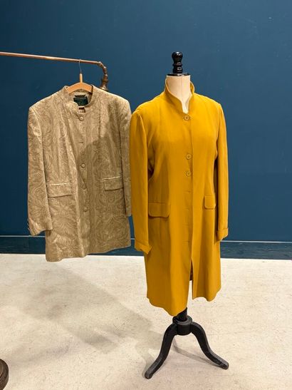 Veste longue APOSTROPHE et Veste damassée...