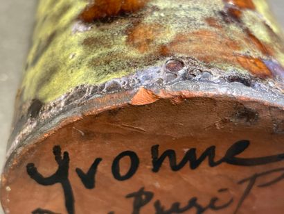 Yvonne, VALLAURIS
Bouteille en grès émail...