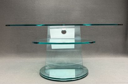 Support de télévision pivotant en verre.
avec...