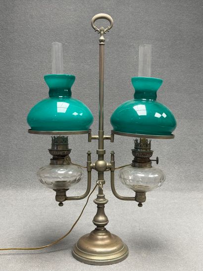 Lampe à Quinquet double montée à l'electricité....