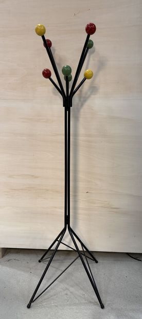 Porte manteaux en métal tubulaire noir, et...
